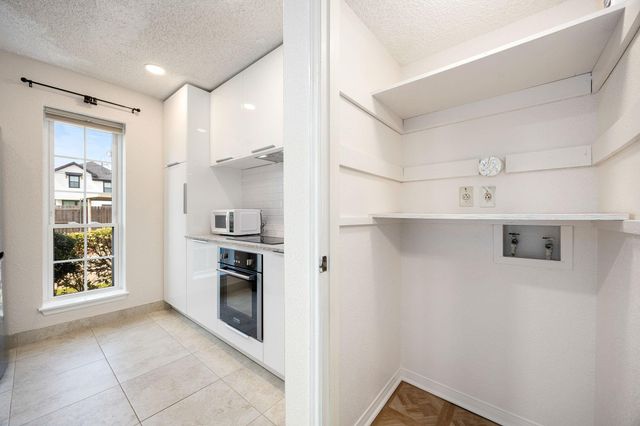 3600 Jeanetta Street 502, Houston, TX 77063