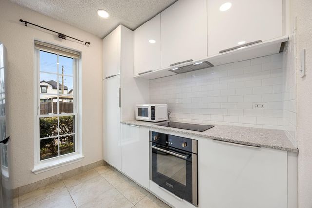 3600 Jeanetta Street 502, Houston, TX 77063