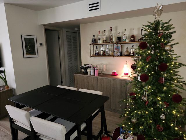 10004 WINDING LAKE RD 101, Sunrise, FL 33351