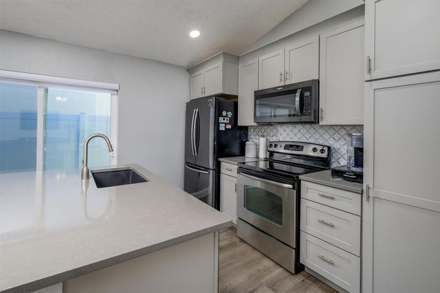 30516 BIRDHOUSE DRIVE, Wesley Chapel, FL 33545