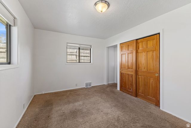 1889 E 4675 S, Holladay, UT 84117