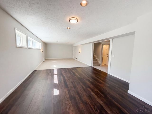 1038 8 Mile Road, Anderson Twp, OH 45255