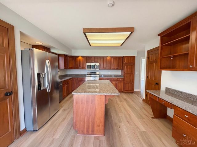 1038 8 Mile Road, Anderson Twp, OH 45255