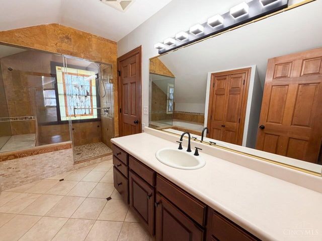 1038 8 Mile Road, Anderson Twp, OH 45255