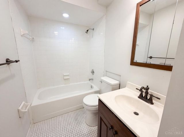 1038 8 Mile Road, Anderson Twp, OH 45255