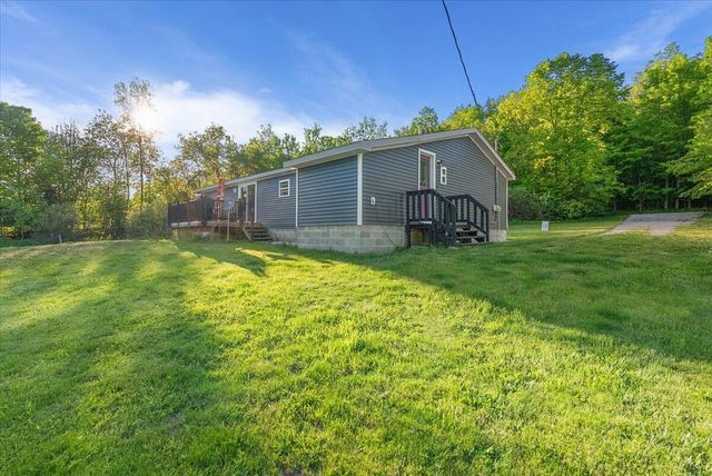 9423 E Baker Road, Hesperia, MI 49421