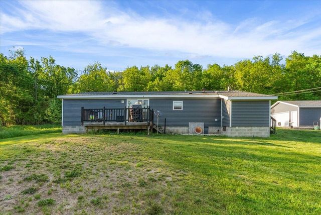 9423 E Baker Road, Hesperia, MI 49421