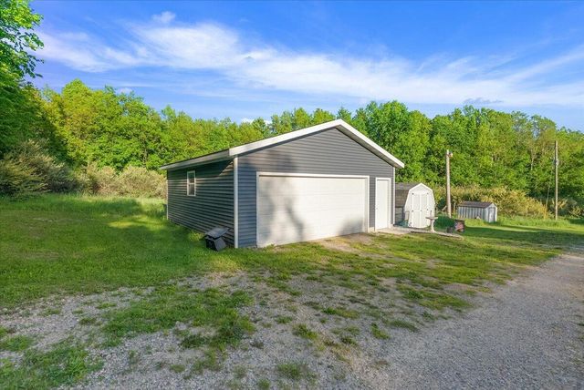 9423 E Baker Road, Hesperia, MI 49421