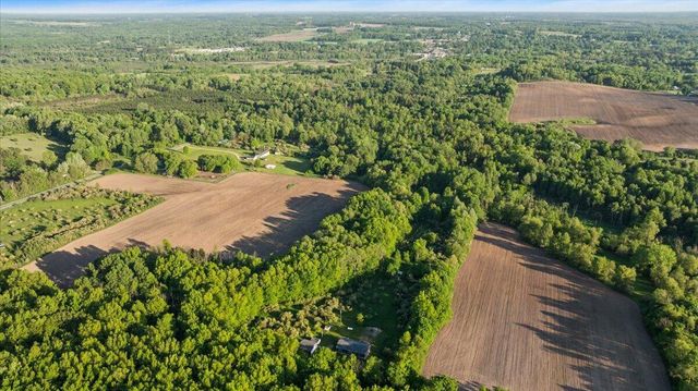 9423 E Baker Road, Hesperia, MI 49421