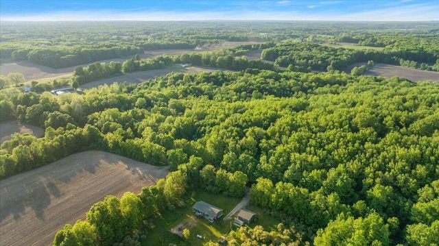 9423 E Baker Road, Hesperia, MI 49421