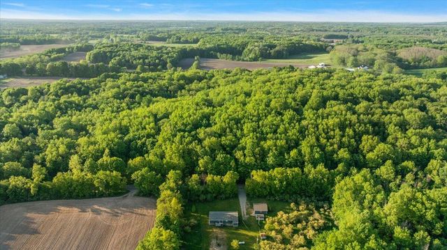 9423 E Baker Road, Hesperia, MI 49421