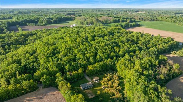 9423 E Baker Road, Hesperia, MI 49421