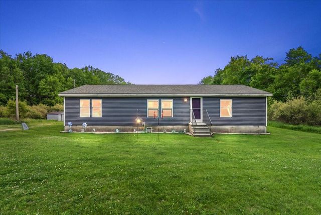 9423 E Baker Road, Hesperia, MI 49421