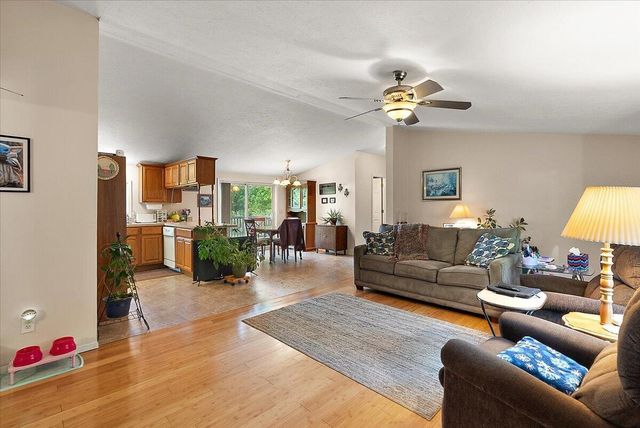 9423 E Baker Road, Hesperia, MI 49421
