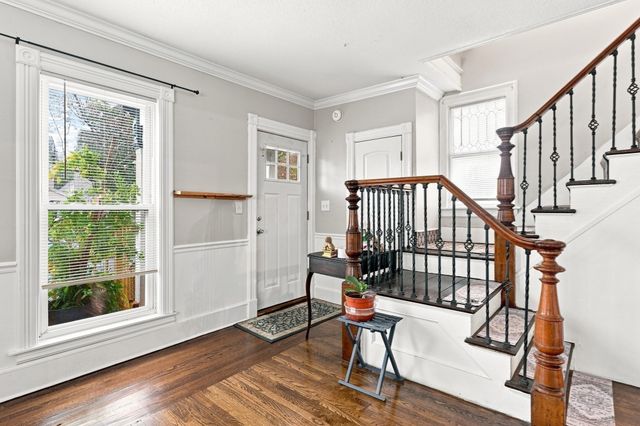 70 Pine St, Chicopee, MA 01020