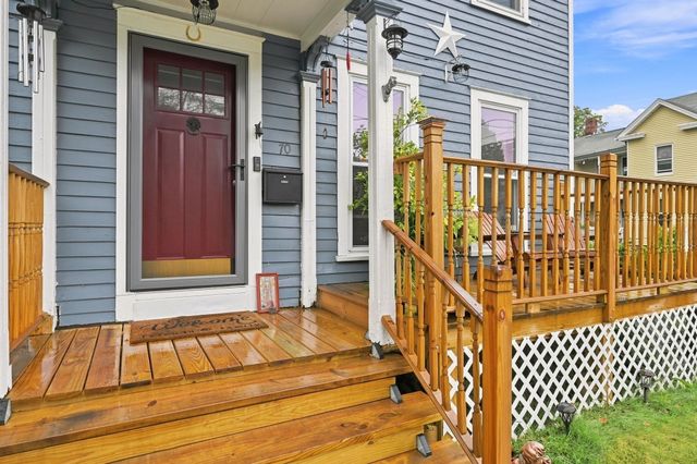 70 Pine St, Chicopee, MA 01020