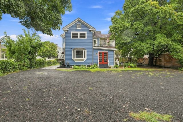 70 Pine St, Chicopee, MA 01020