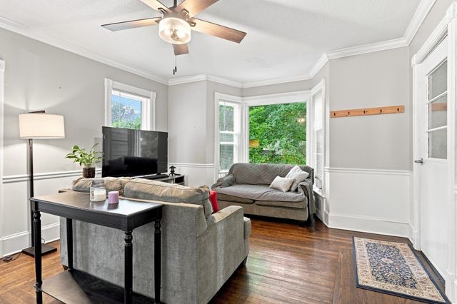 70 Pine St, Chicopee, MA 01020