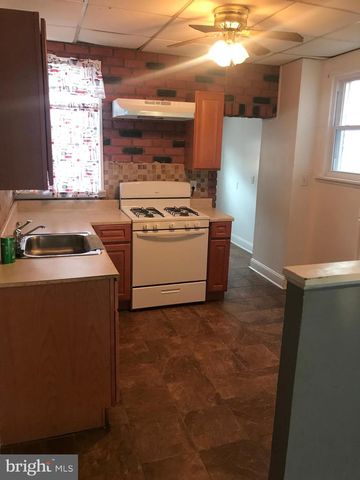 5240 SYLVESTER ST, Philadelphia, PA 19124