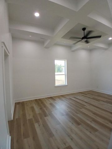1132 Long Leaf Pine Street, Huffman, TX 77336