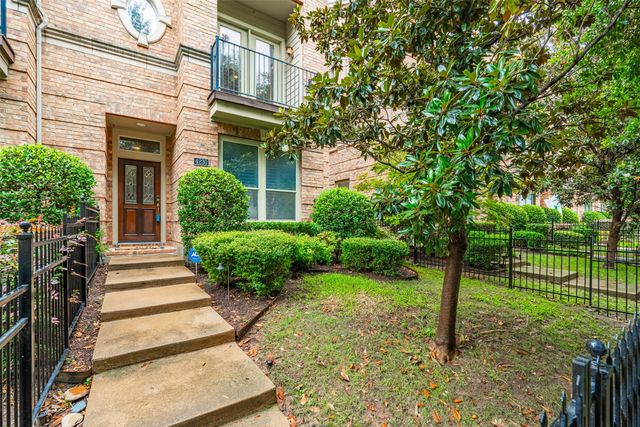 4230 Holland Avenue, Dallas, TX 75219