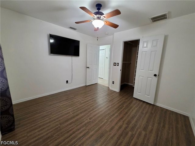 1803 SW 2nd AVE, Cape Coral, FL 33991