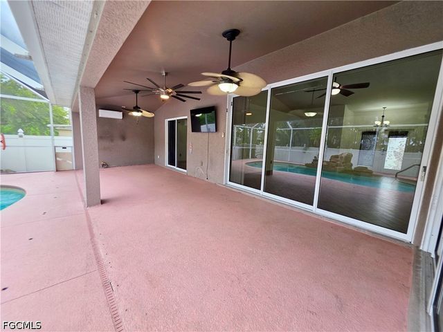1803 SW 2nd AVE, Cape Coral, FL 33991