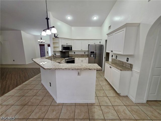 1803 SW 2nd AVE, Cape Coral, FL 33991