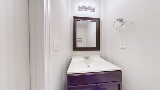 9023 Fenton Rd, Lebanon, TN 37087