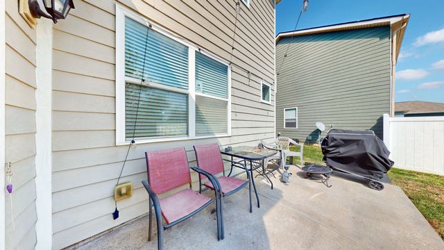 9023 Fenton Rd, Lebanon, TN 37087