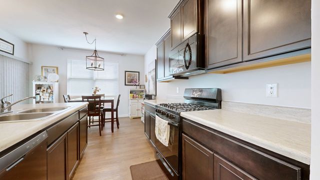 9023 Fenton Rd, Lebanon, TN 37087