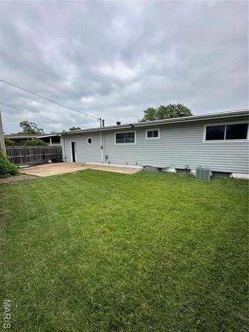 660 Crabapple Lane, Florissant, MO 63031