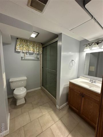 660 Crabapple Lane, Florissant, MO 63031