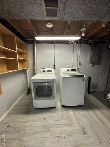 660 Crabapple Lane, Florissant, MO 63031