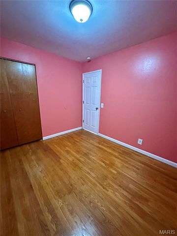 660 Crabapple Lane, Florissant, MO 63031