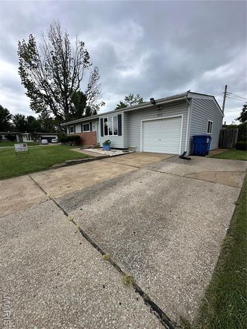 660 Crabapple Lane, Florissant, MO 63031