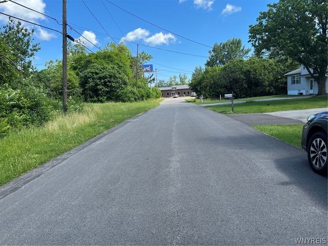 46 Evelyn Street, Gates, NY 14606