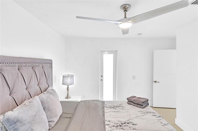 3370 N 36th Place, Hollywood, FL 33021