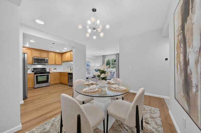 1033 Scotia Terrace 202, Sunnyvale, CA 94089