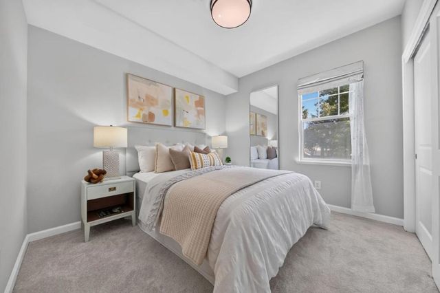 1033 Scotia Terrace 202, Sunnyvale, CA 94089