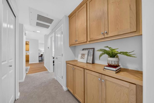 1033 Scotia Terrace 202, Sunnyvale, CA 94089