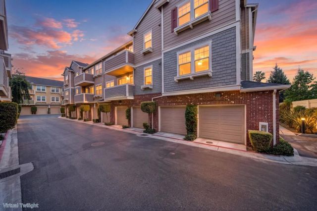 1033 Scotia Terrace 202, Sunnyvale, CA 94089