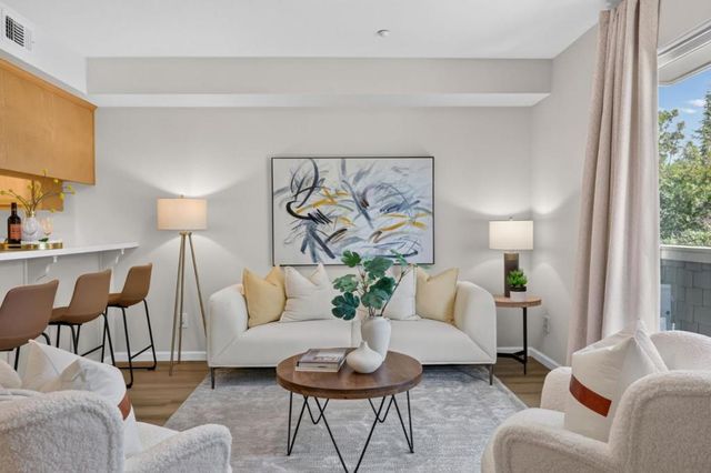 1033 Scotia Terrace 202, Sunnyvale, CA 94089