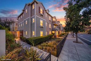 1033 Scotia Terrace 202, Sunnyvale, CA 94089