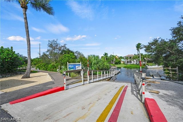 20940 Island Sound CIR 105, Estero, FL 33928