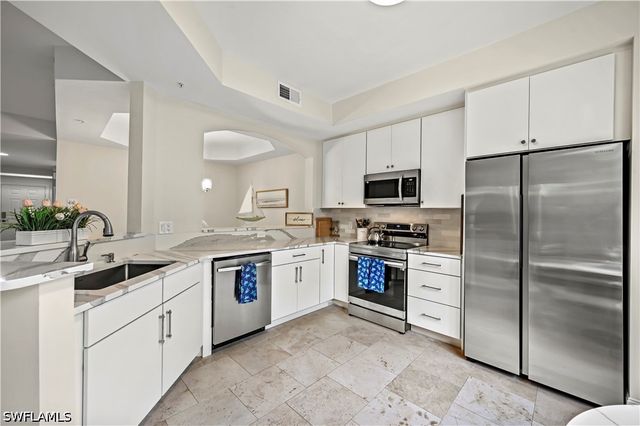 20940 Island Sound CIR 105, Estero, FL 33928