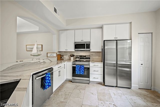 20940 Island Sound CIR 105, Estero, FL 33928