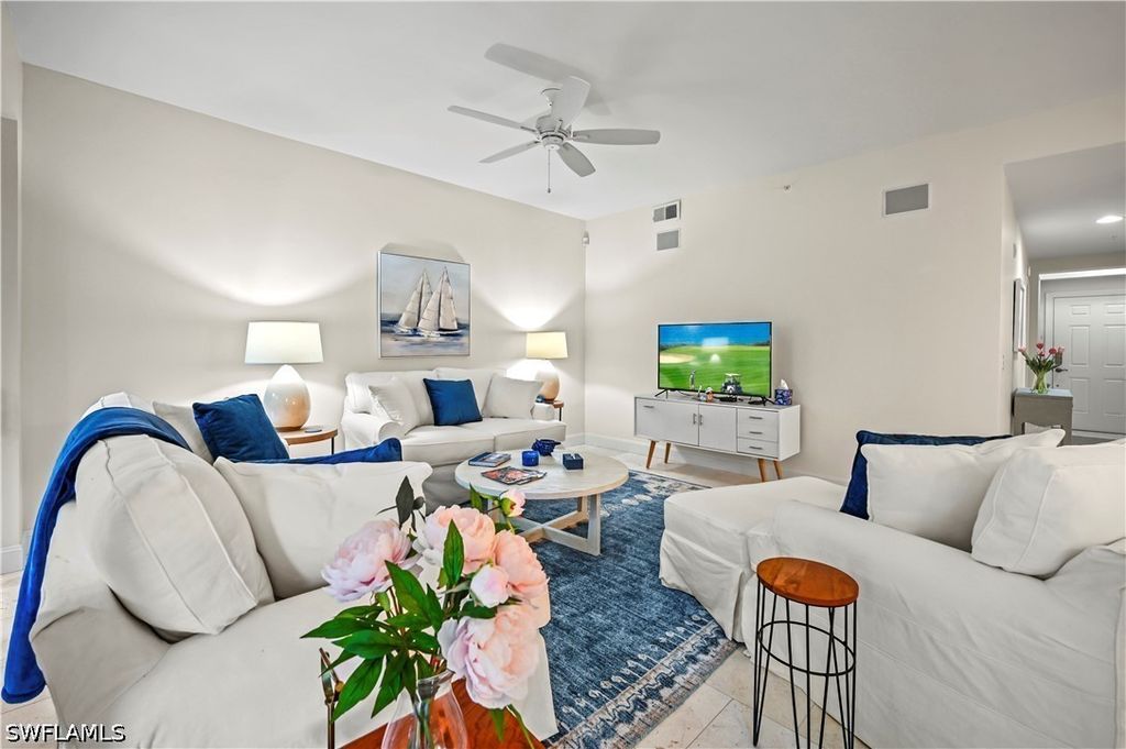 20940 Island Sound CIR 105, Estero, FL 33928