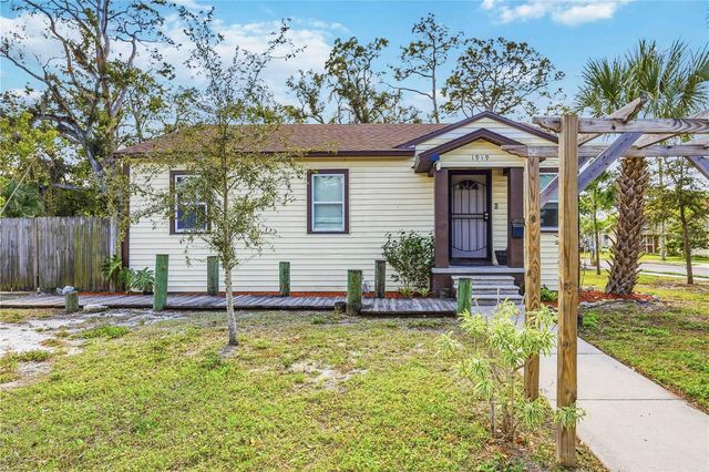 1919 12TH AVENUE W, Bradenton, FL 34205