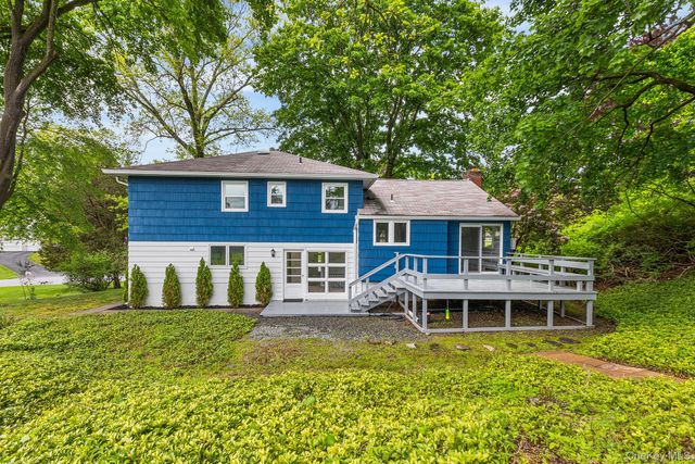 31 Old Farms Road, Poughkeepsie, NY 12603